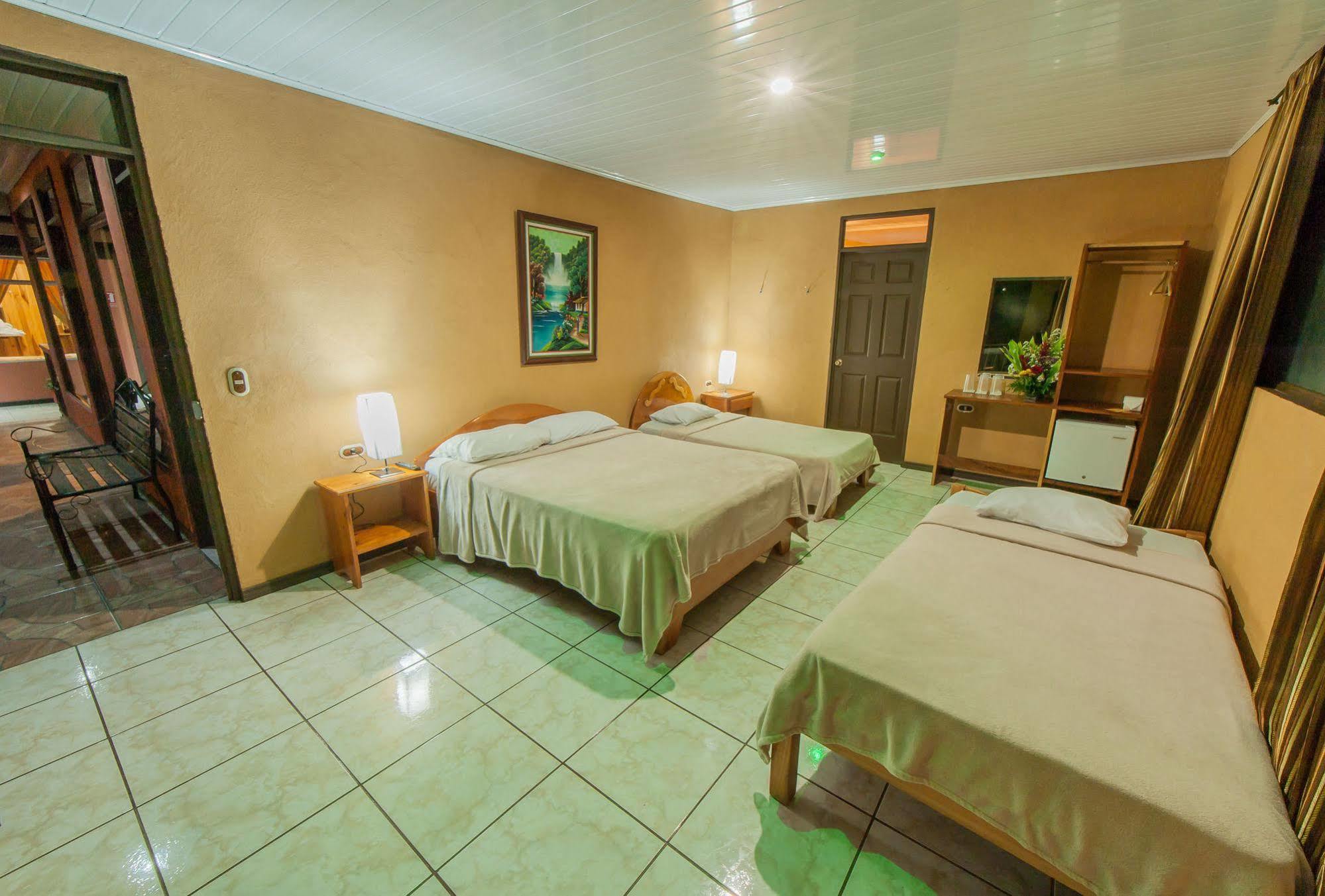 Cabinas Eddy B&B Monteverde Buitenkant foto