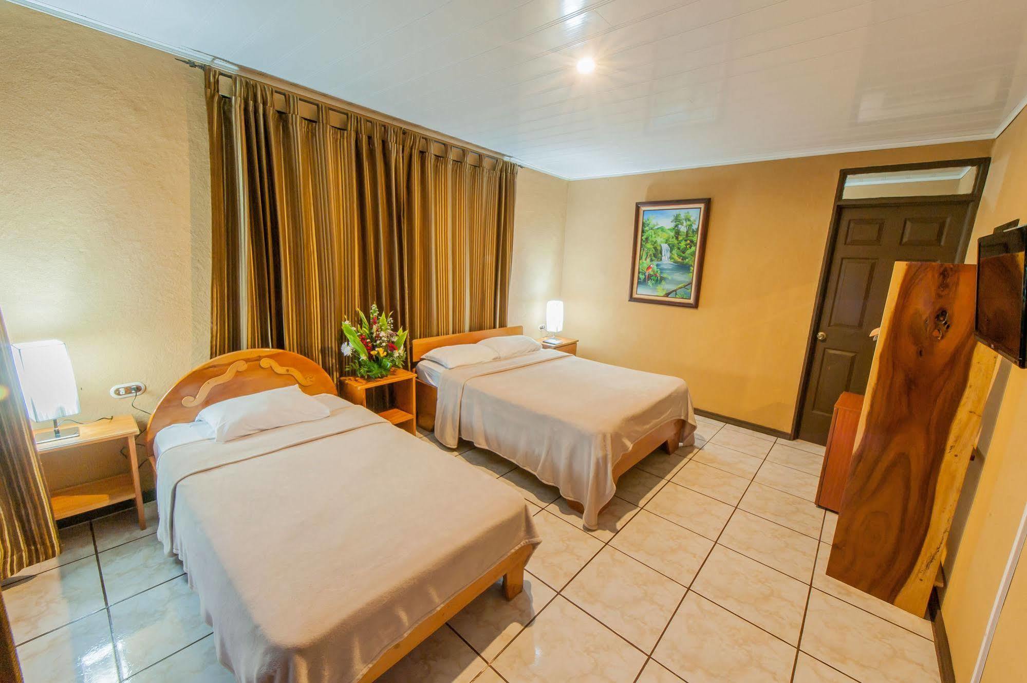 Cabinas Eddy B&B Monteverde Buitenkant foto